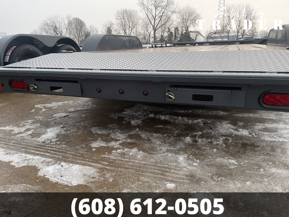 2026 Lamar Trailers 83X18 Car Hauler