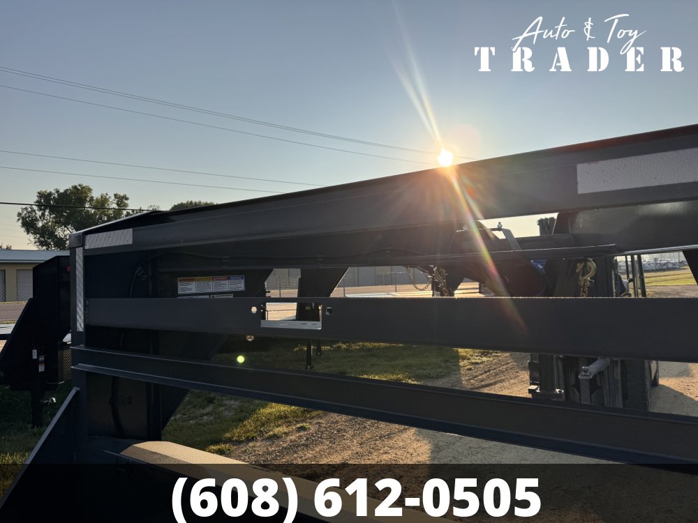2027 Lamar Trailers 102X36 Gooseneck Car Hauler Trailer