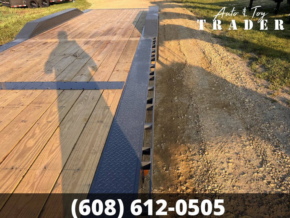 2027 Lamar Trailers 102X36 Gooseneck Car Hauler Trailer