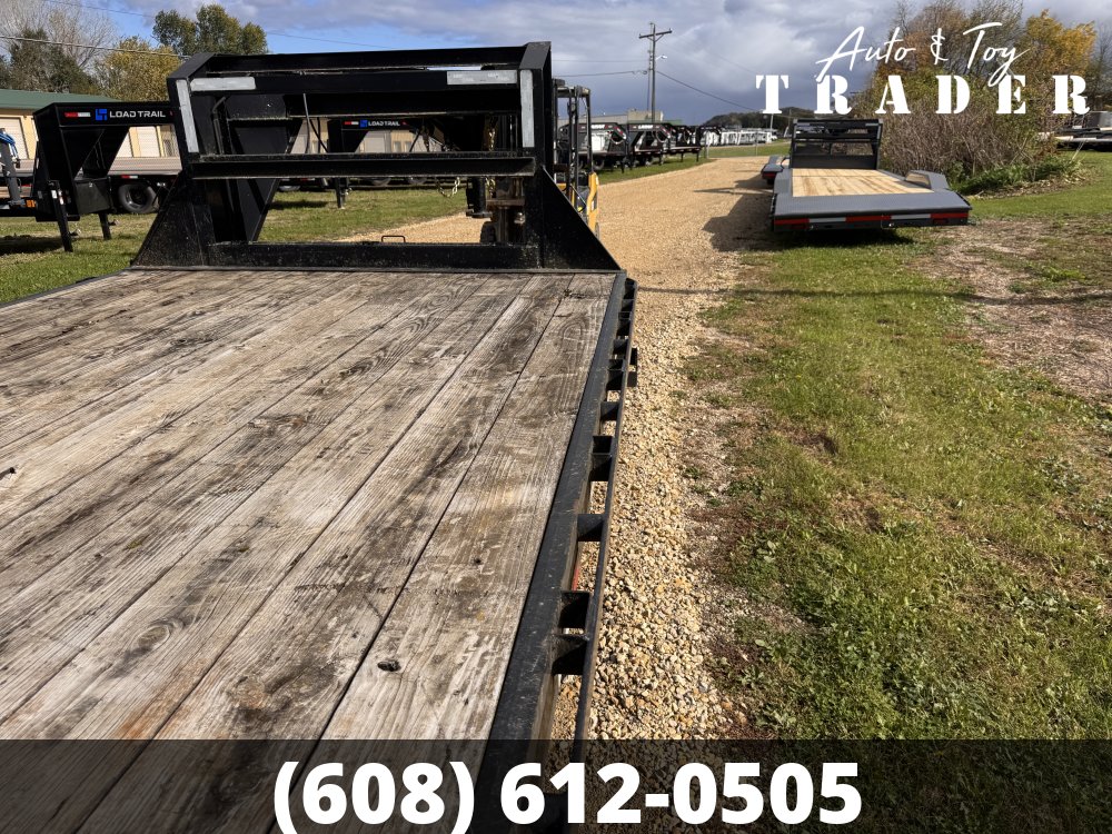 2018 Load Trail 102X25 Gooseneck Deckover Trailer