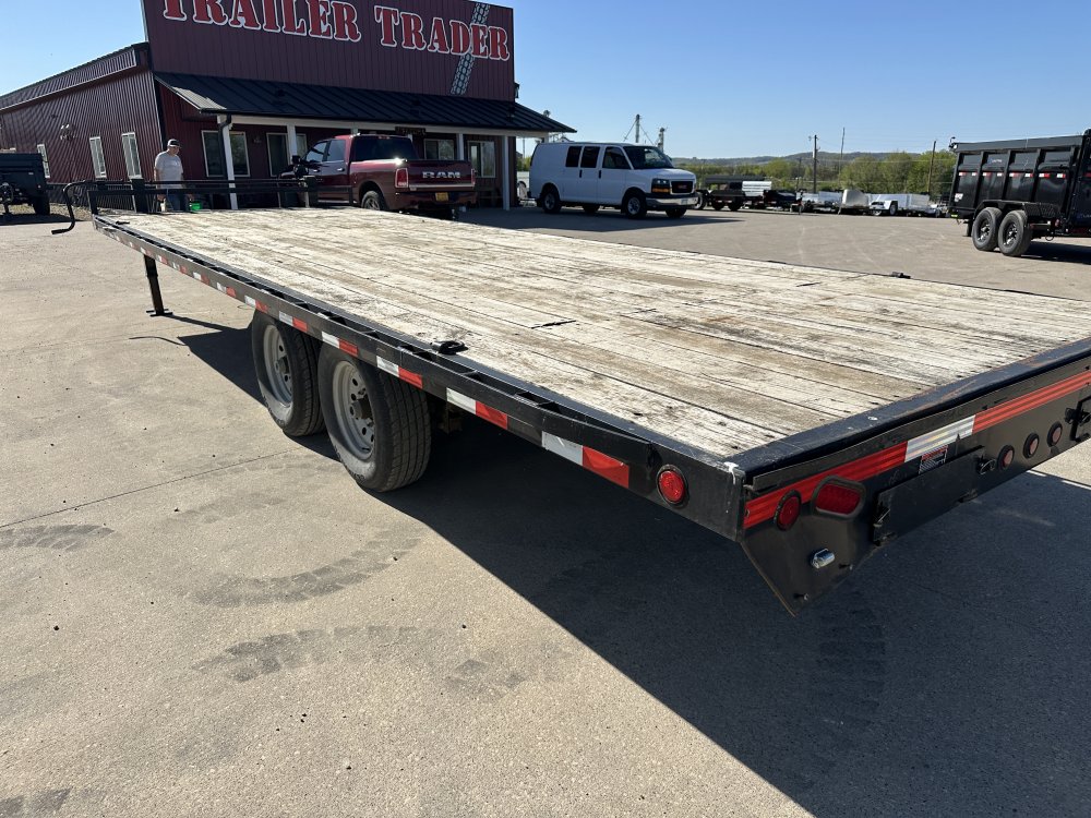 2018 LOAD TRAIL 102"X24 DECKOVER EQUIPMENT TRAILER