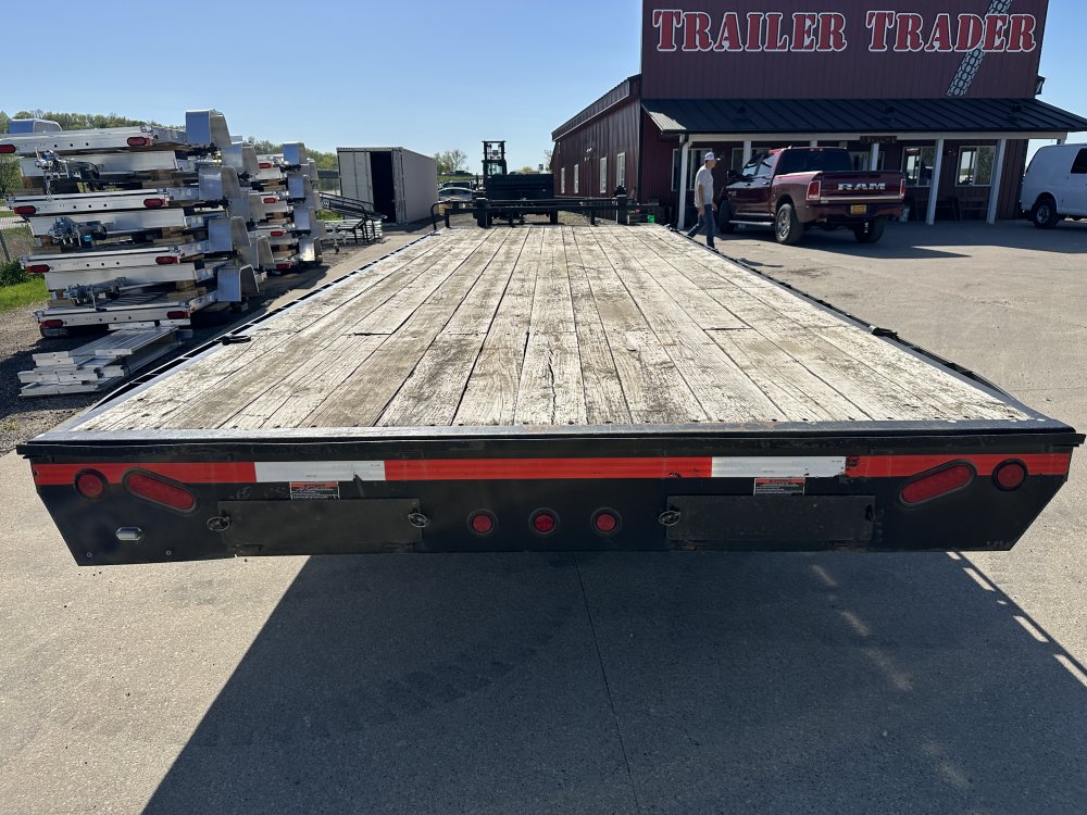 2018 LOAD TRAIL 102"X24 DECKOVER EQUIPMENT TRAILER