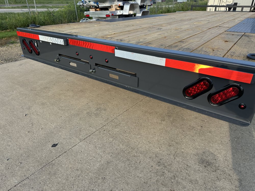 2026 Lamar Trailers 102X20 Deckover Trailer
