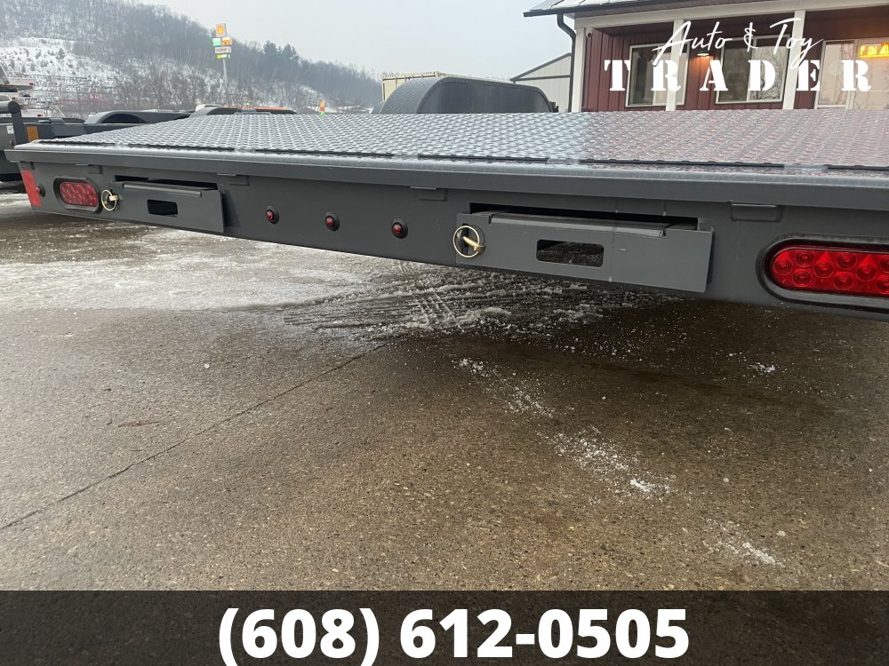 2026 Lamar Trailers 83X22 Car Hauler