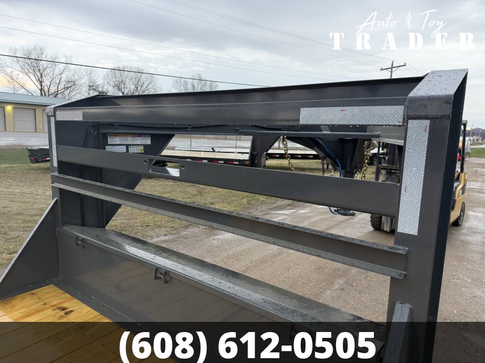 2026 Lamar Trailers 102X32 Gooseneck Car Hauler Trailer