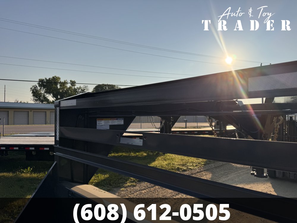2027 Lamar Trailers 102X40 Gooseneck Car Hauler Trailer