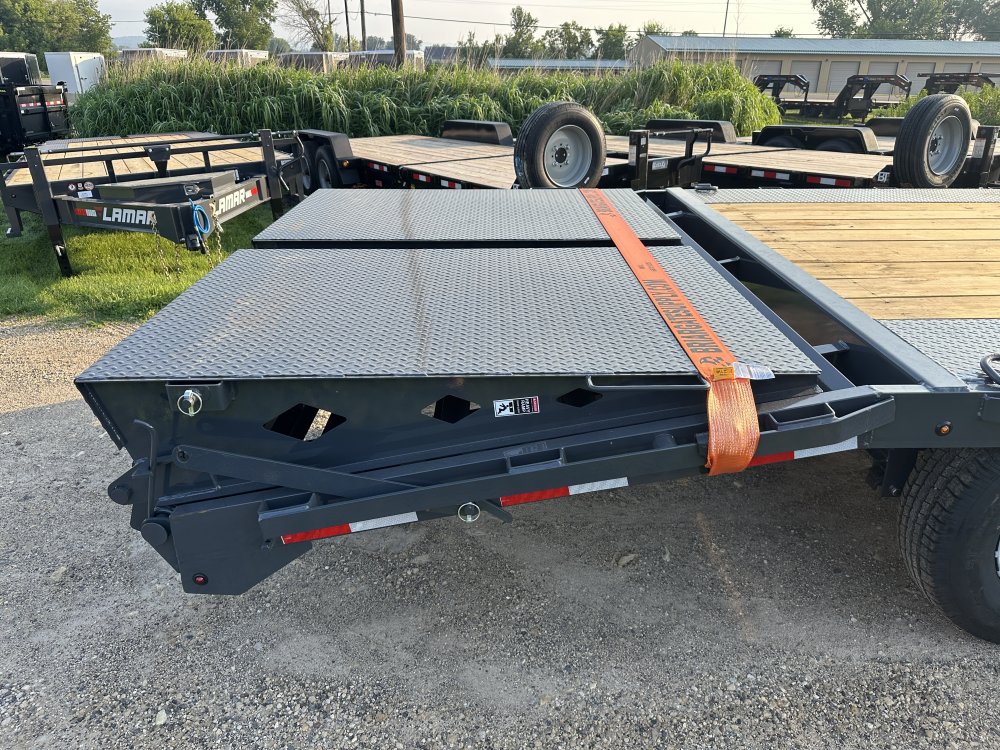 2026 Lamar Trailers 102X22 Deckover Trailer