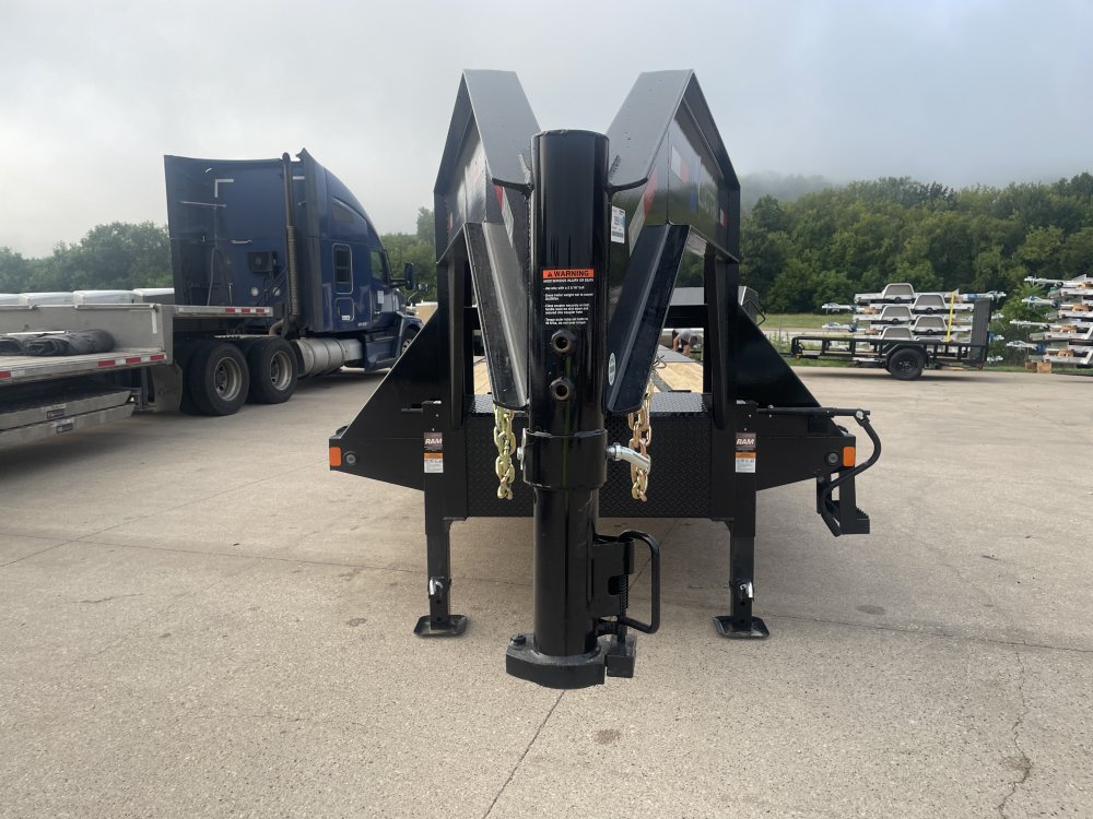 2026 Load Trail 102X32 Gooseneck Deckover Trailer