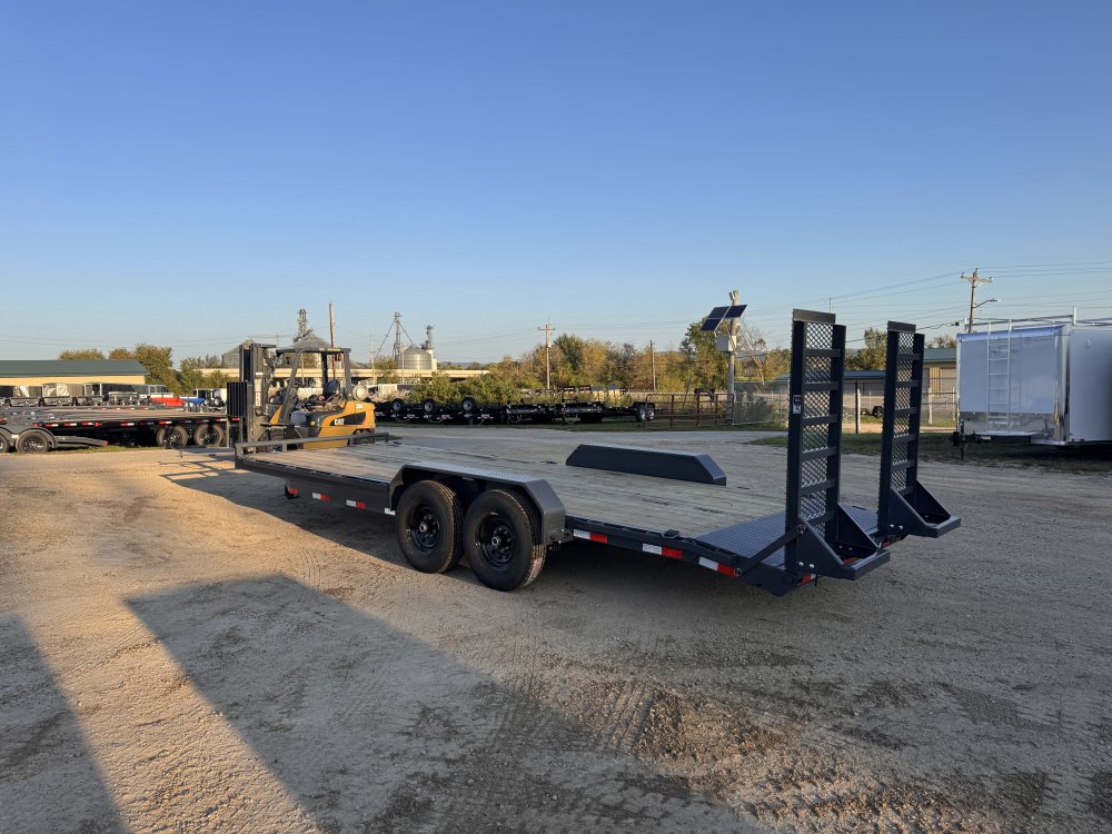2026 Lamar Trailers 83X22 Car Hauler Trailer