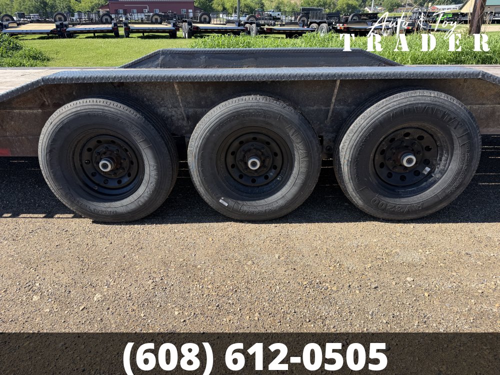 2021 Lamar 102X40 Gooseneck Car Hauler