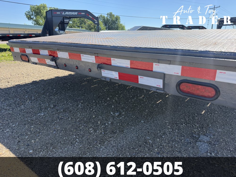 2021 Lamar 102X40 Gooseneck Car Hauler