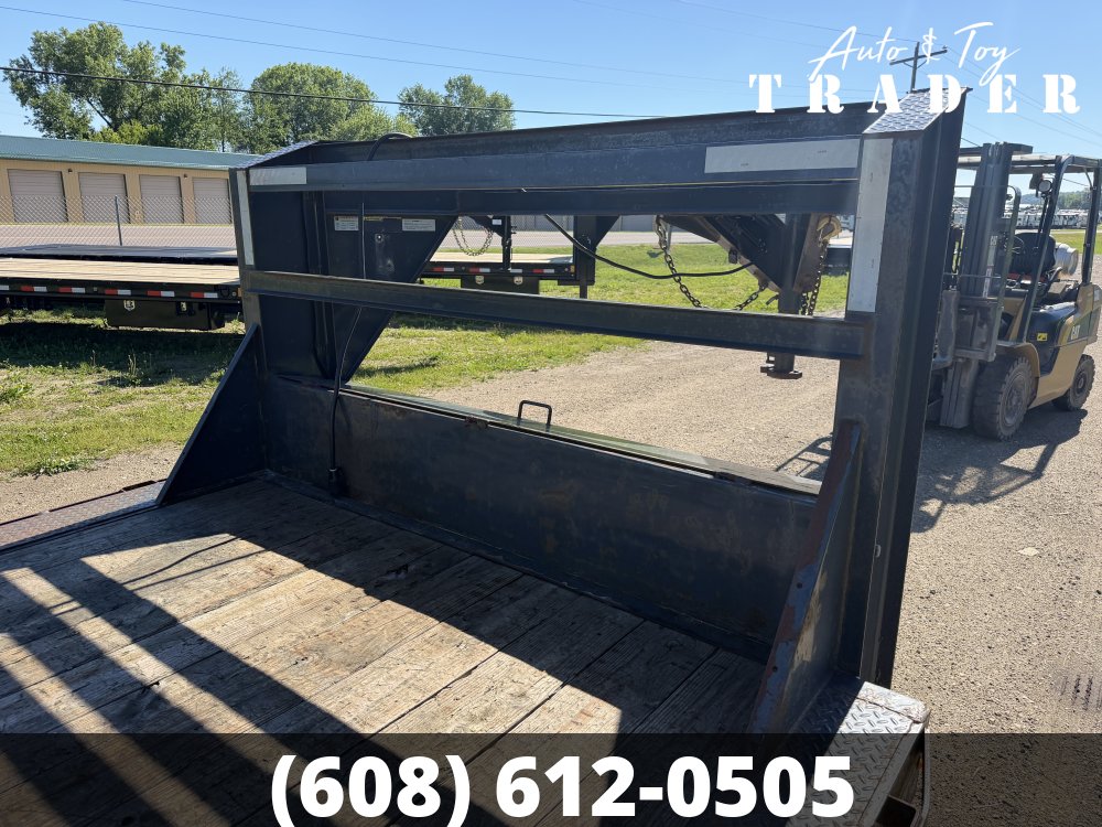 2021 Lamar 102X40 Gooseneck Car Hauler
