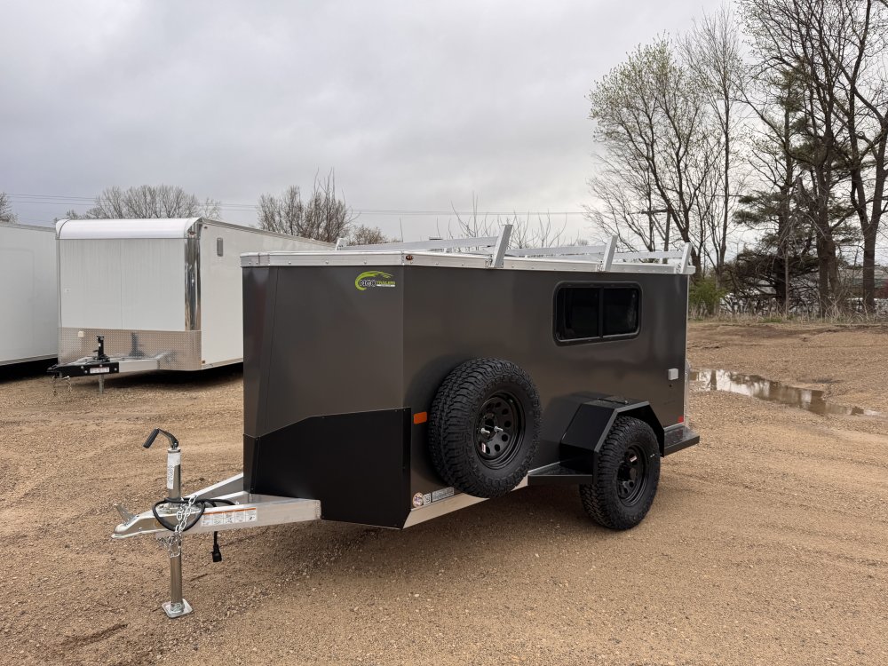 x NEO Trailers Enclosed Cargo