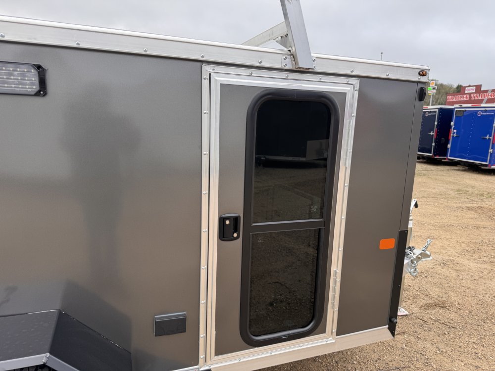 x NEO Trailers Enclosed Cargo