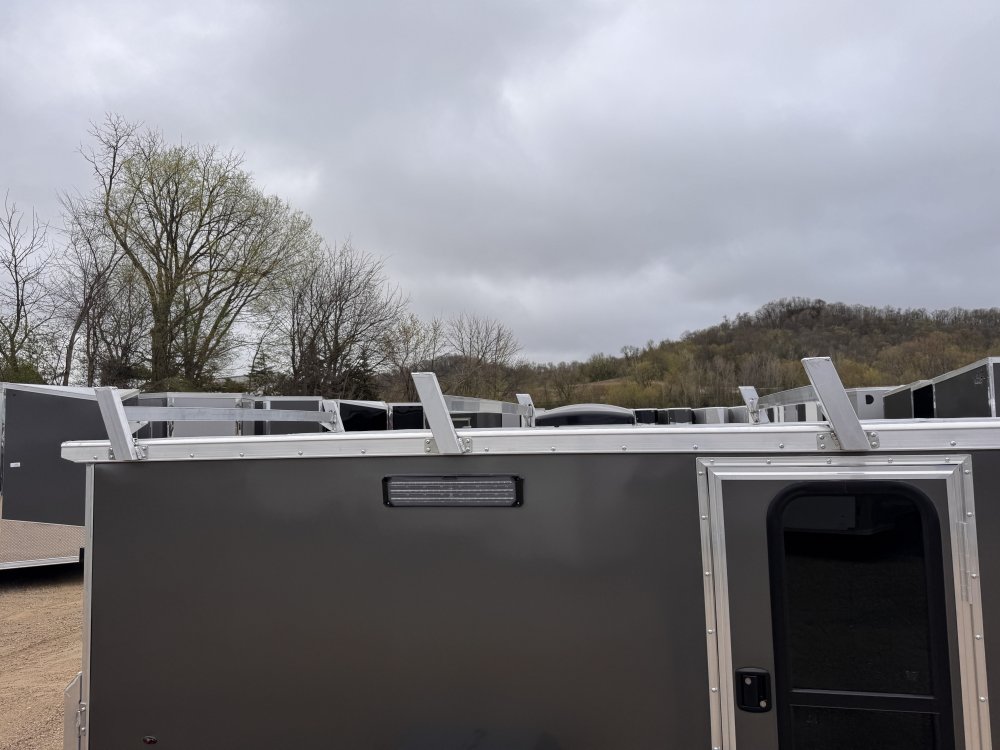 x NEO Trailers Enclosed Cargo