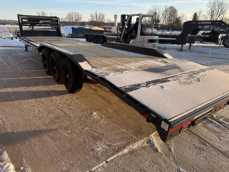 2025 Lamar Trailers 102X32 Gooseneck Car Hauler