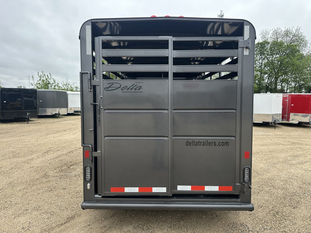 2025 Delta Manufacturing 6X16 Gooseneck Stock Trailer