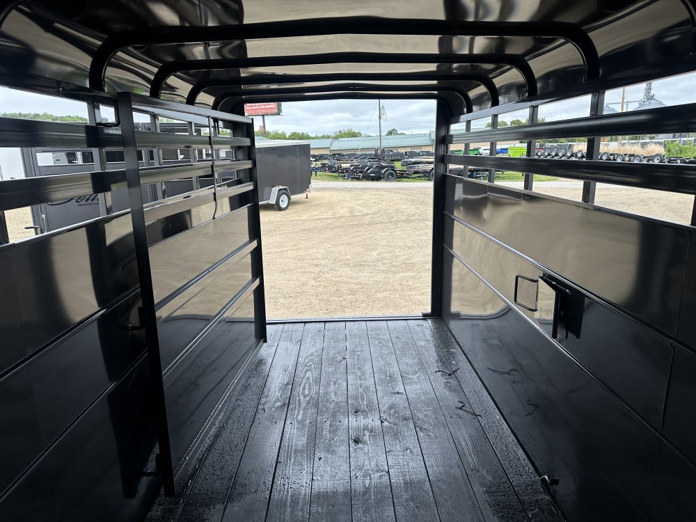 2025 Delta Manufacturing 6X16 Gooseneck Stock Trailer