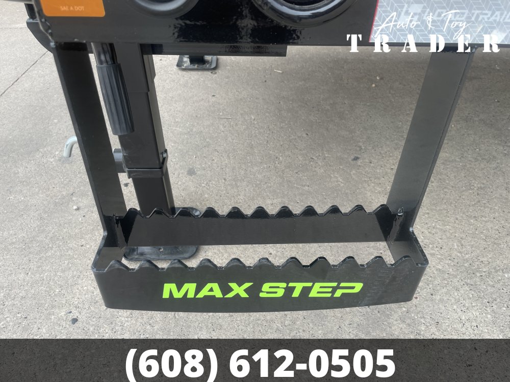 2027 Load Trail 102X32 Gooseneck Deckover Trailer
