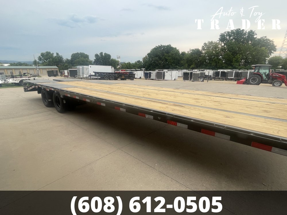 2027 Load Trail 102X32 Gooseneck Deckover Trailer