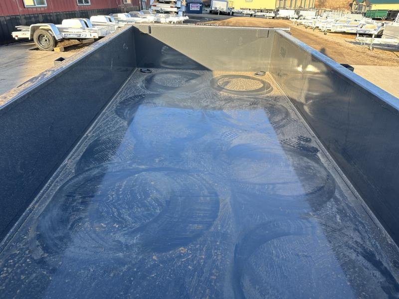 2025 Lamar Trailers 60X10 Dump Trailer