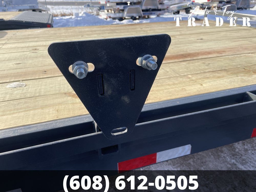 2026 Lamar Trailers 83X20 Car Hauler