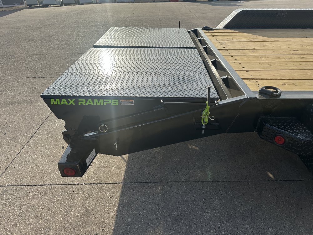 2025 Load Trail 83X20 Car Hauler