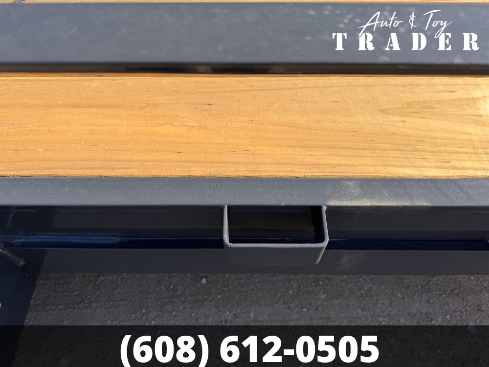 2026 Lamar Trailers 83X18 Utility Trailer