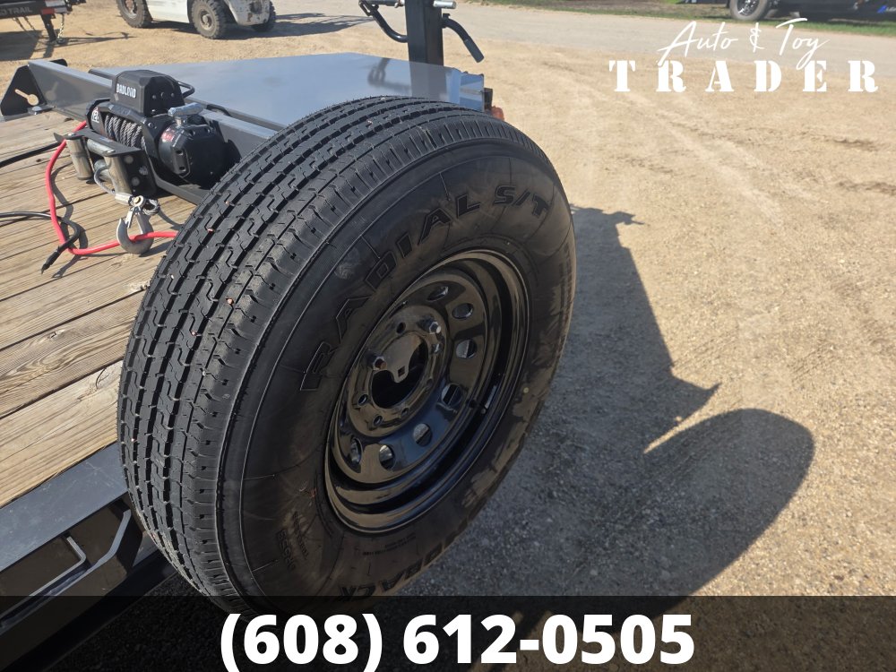 2025 Iron Bull 83x22 Car Hauler