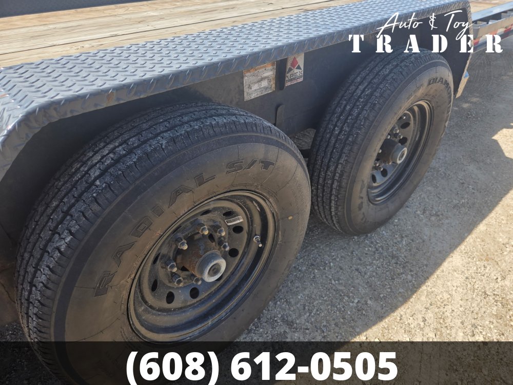 2025 Iron Bull 83x22 Car Hauler