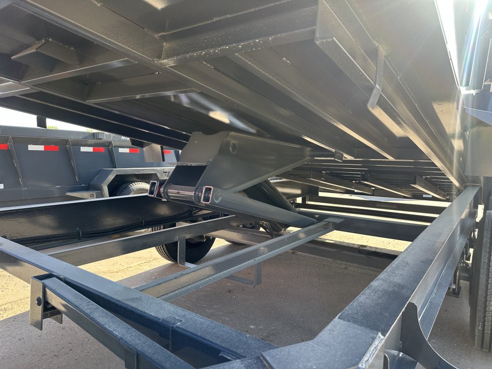 2025 Lamar Trailers 83X16 Dump Trailer