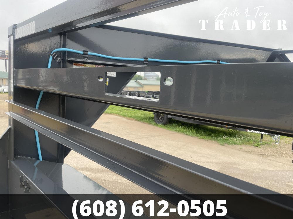 2026 Lamar Trailers 102X28 Gooseneck Car Hauler Trailer
