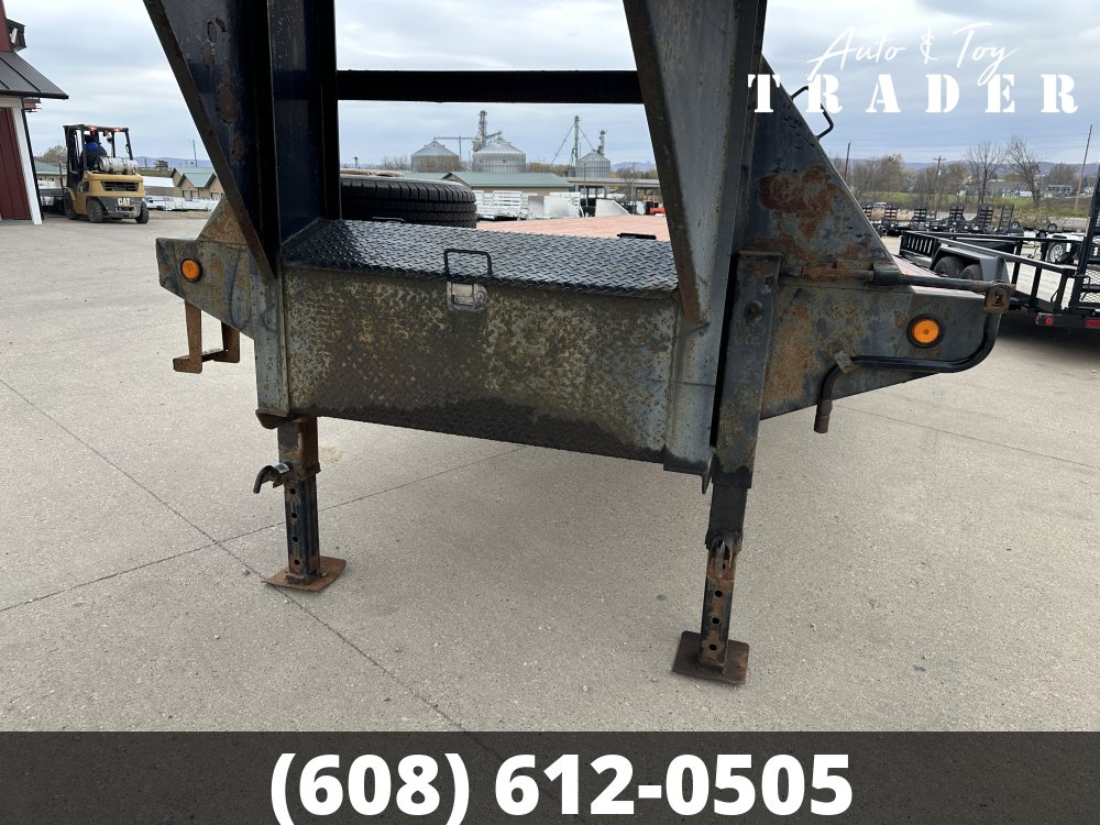 2013 PJ Trailers 102X32 Gooseneck Deckover