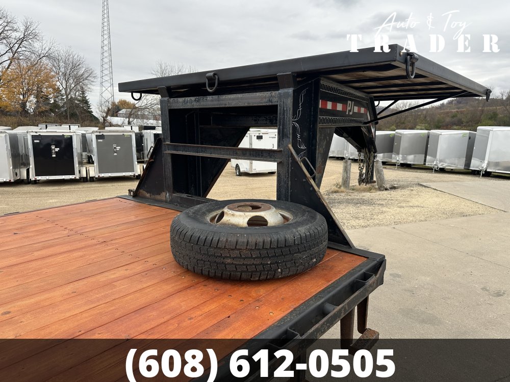 2013 PJ Trailers 102X32 Gooseneck Deckover