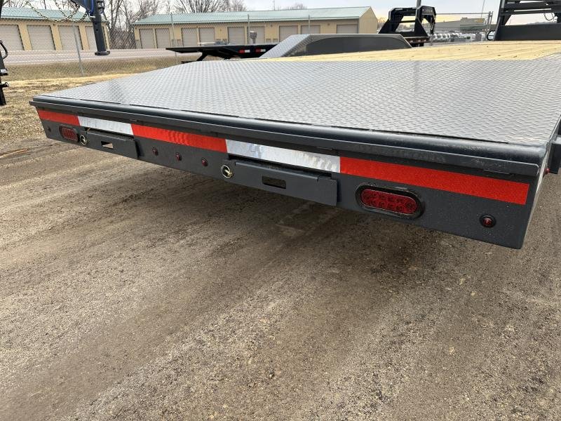 2025 Lamar Trailers 102X36 Gooseneck Car Hauler
