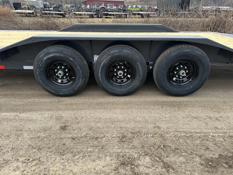 2025 Lamar Trailers 102X36 Gooseneck Car Hauler