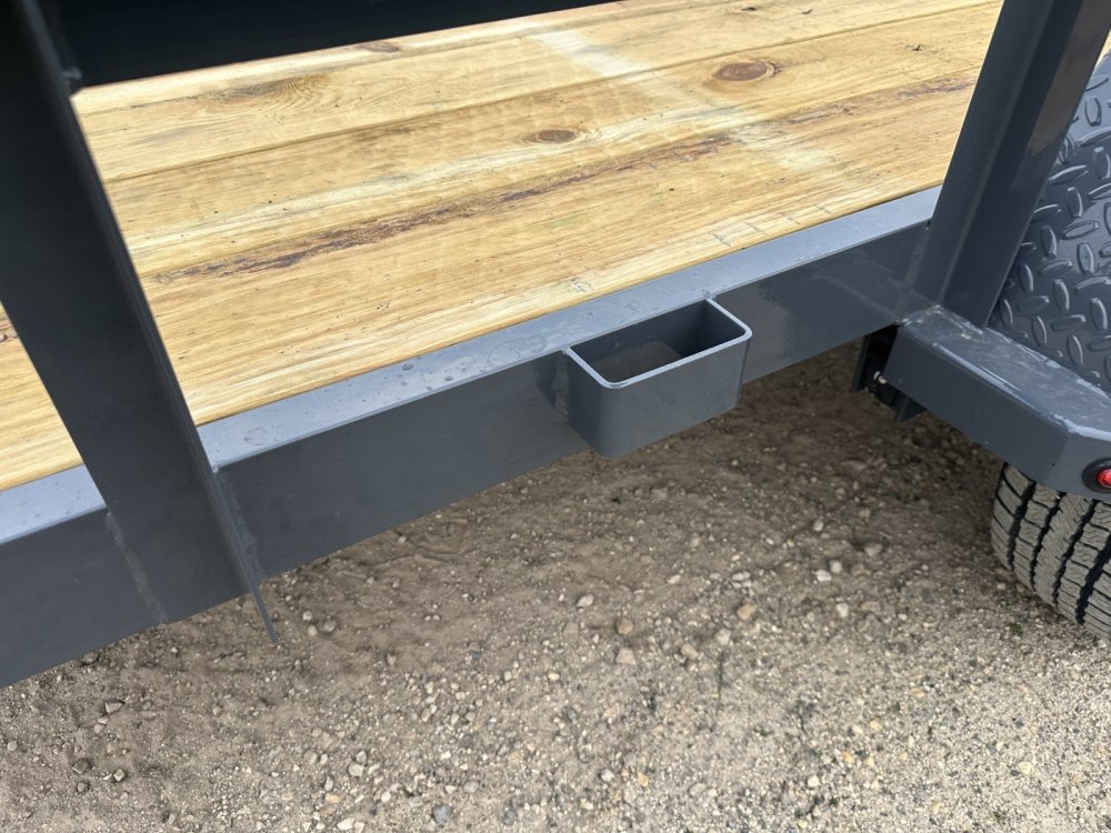2026 Lamar Trailers 83X14 Utility Trailer