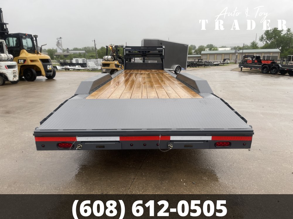 2026 Lamar Trailers 102X32 Gooseneck Car Hauler Trailer