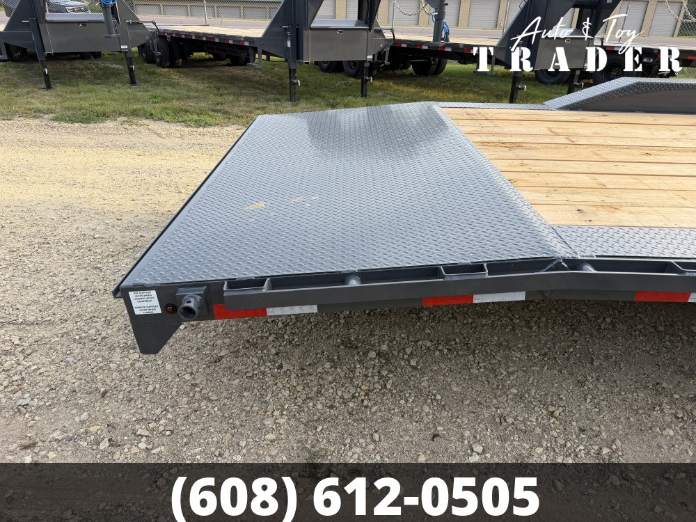 2027 Lamar Trailers 102X36 Gooseneck Car Hauler Trailer