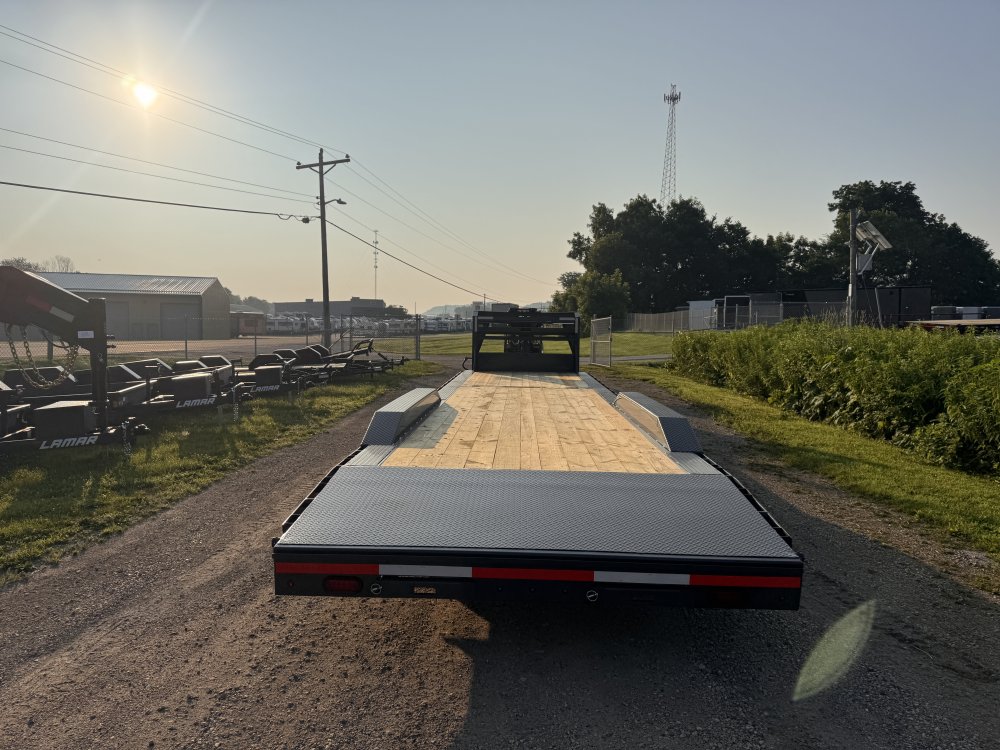 2026 Lamar Trailers 102X36 Gooseneck Car Hauler Trailer