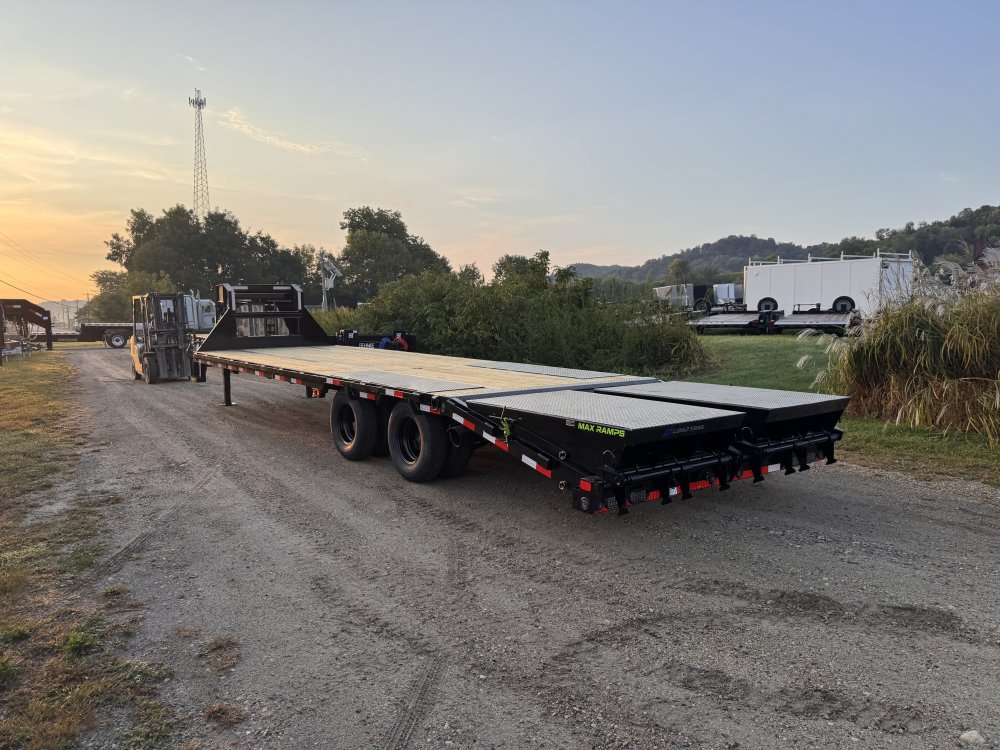 2026 Load Trail 102X30 Gooseneck Deckover Equipment Trailer