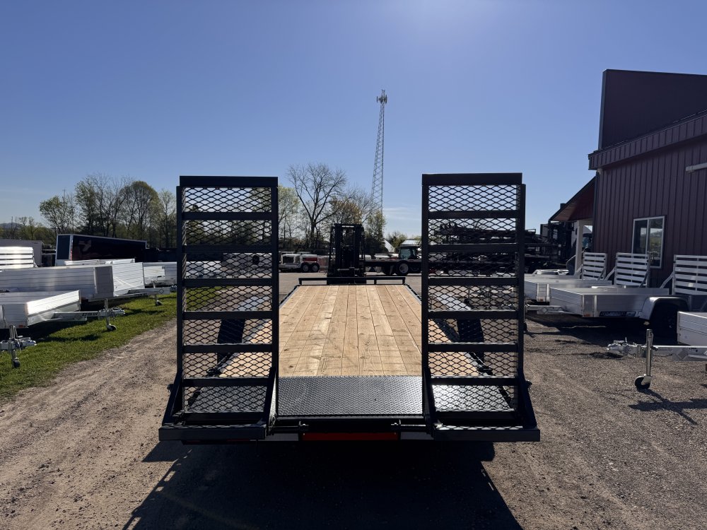 2025 Lamar Trailers 83X22 Car Hauler Trailer
