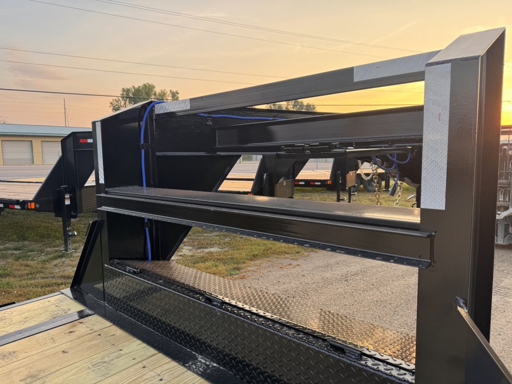 2026 Load Trail 102X25 Gooseneck Deckover Trailer