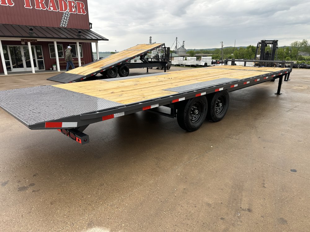 2025 Lamar Trailers 102X26 Tilt Deck Deckover Trailer