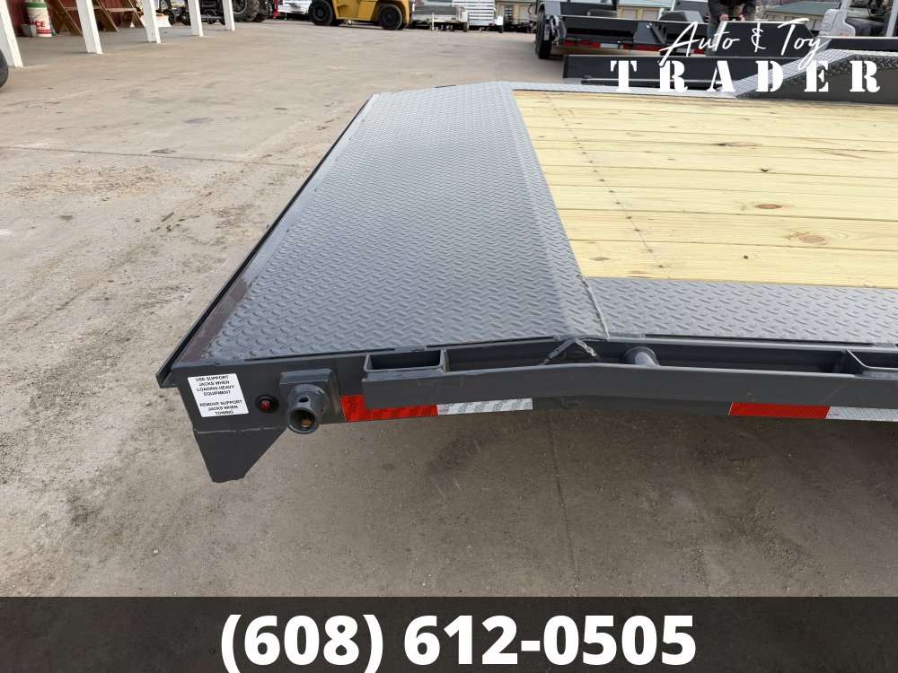 2026 Lamar Trailers 102X26 Gooseneck Car Hauler Trailer