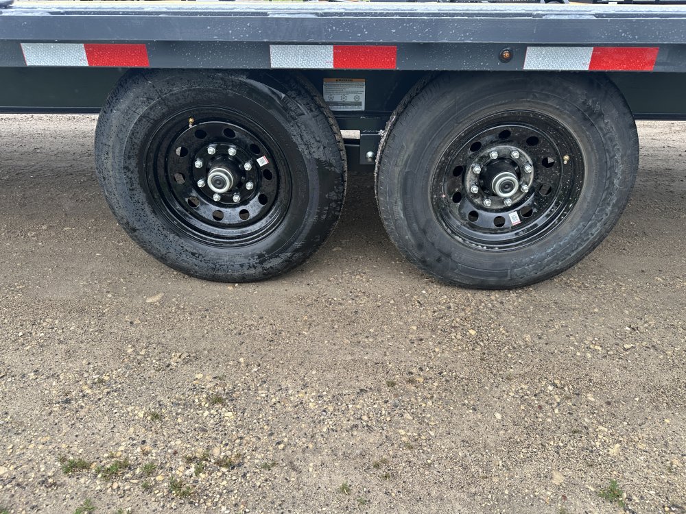 2025 Lamar Trailers 102X22 Deckover Trailer