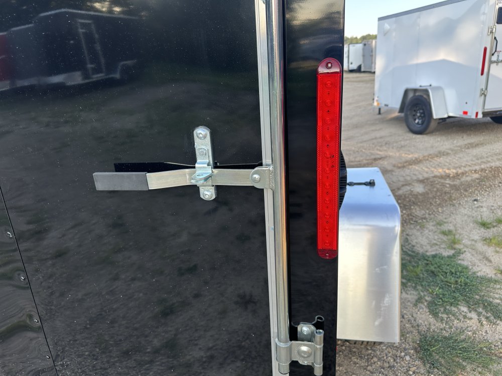 2026 Cross Trailers 5X8 Beta Cargo / Enclosed Trailer