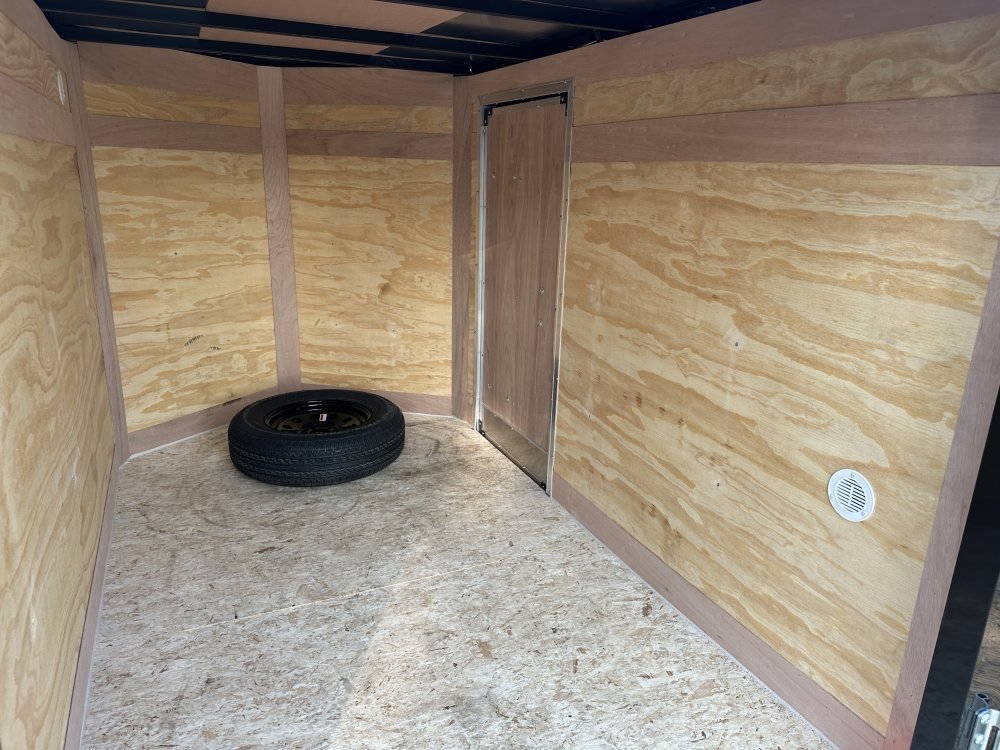 2026 Cross Trailers 5X8 Beta Cargo / Enclosed Trailer