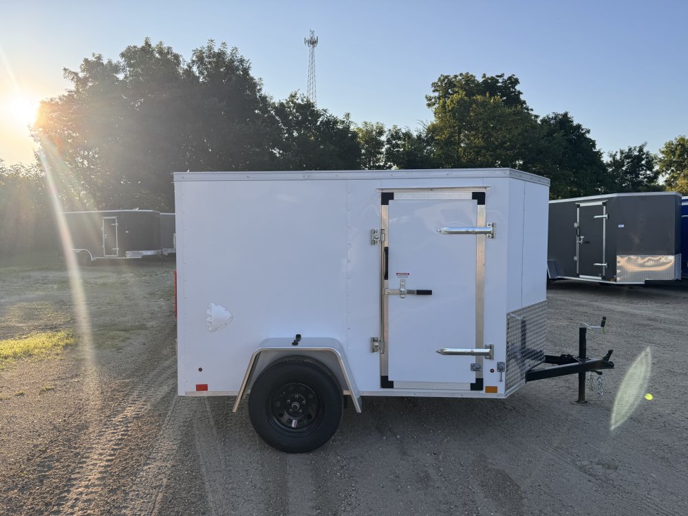 2026 Cross Trailers 5X8 Beta Cargo / Enclosed Trailer