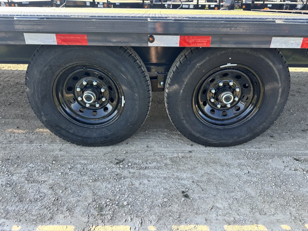 2026 Lamar Trailers 102X24 Deckover Trailer